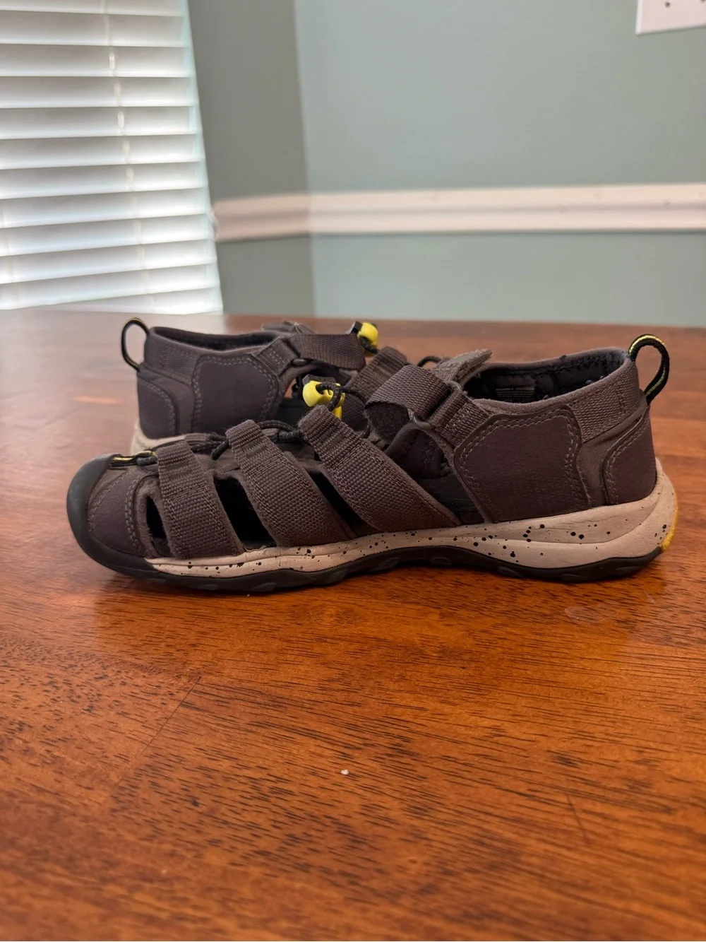 Keen durable outdoor